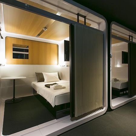 First Cabin Hanshin Nishiumeda أوساكا المظهر الخارجي الصورة